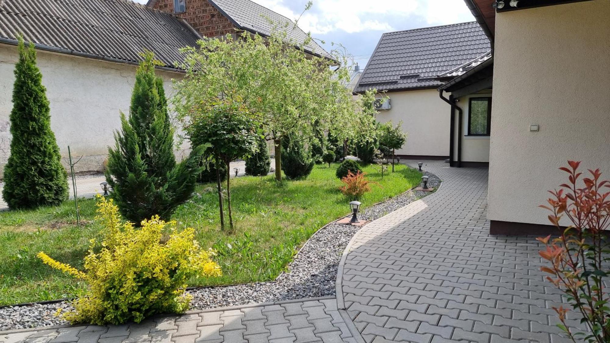 Salt Orchid Apartments Turda Exterior foto