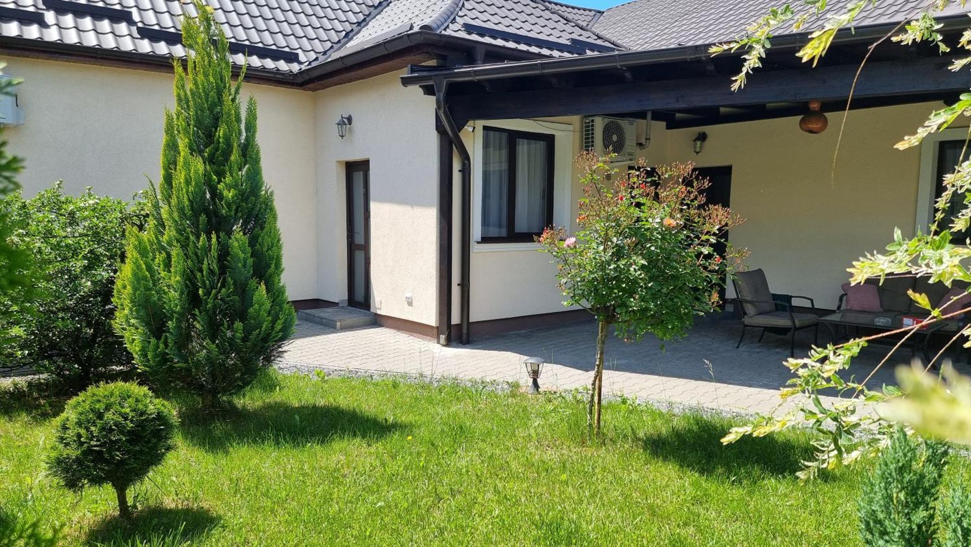 Salt Orchid Apartments Turda Exterior foto