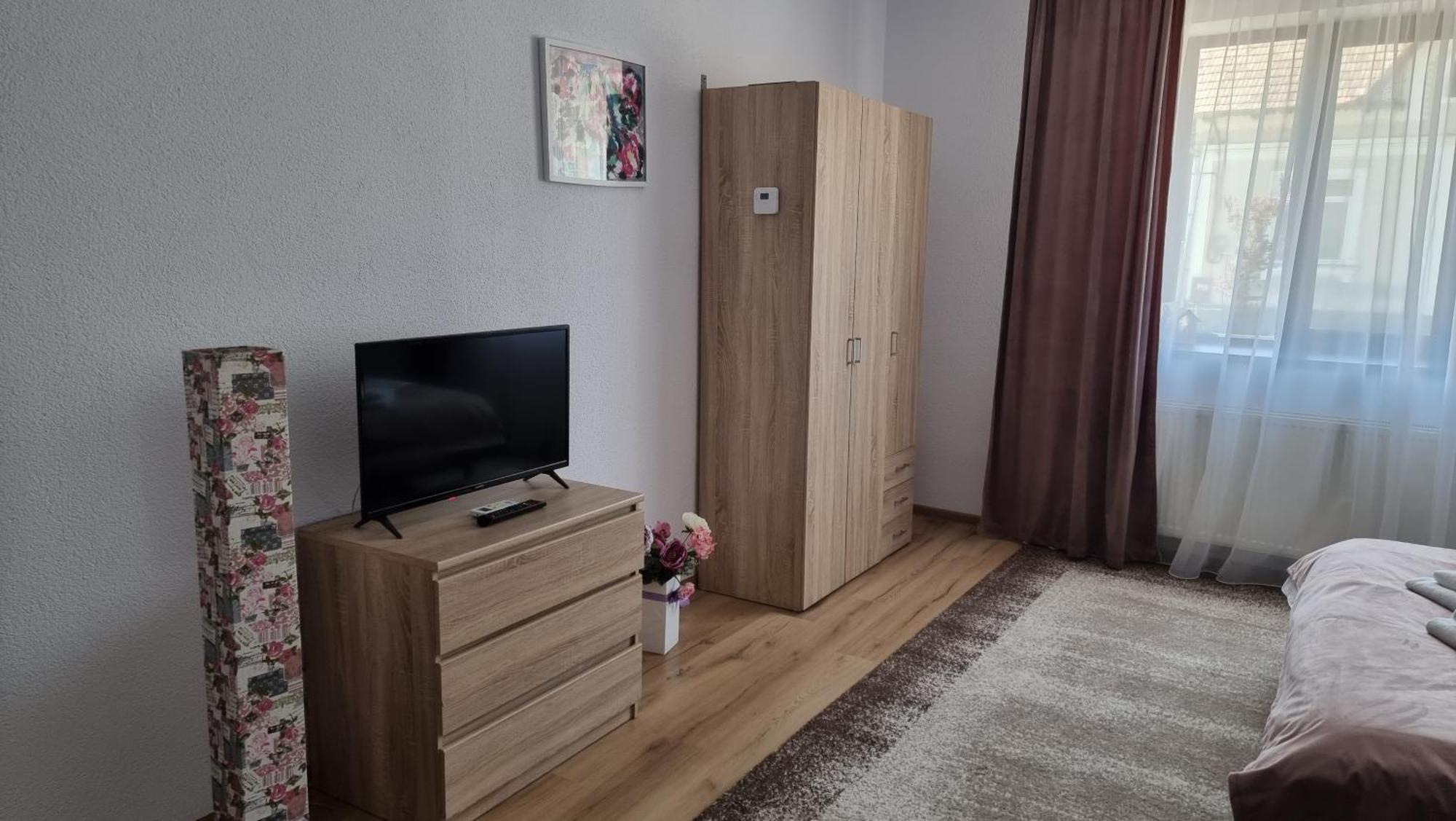 Salt Orchid Apartments Turda Habitación foto