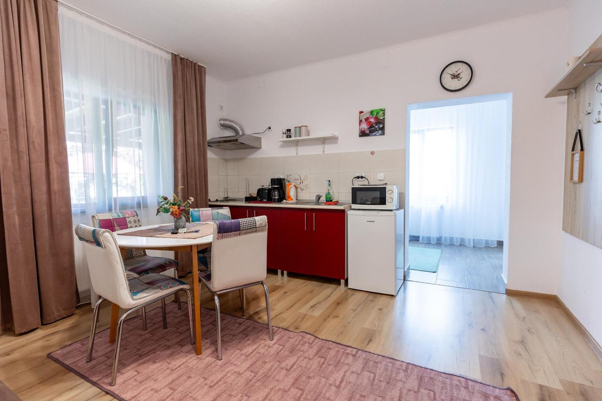 Salt Orchid Apartments Turda Exterior foto