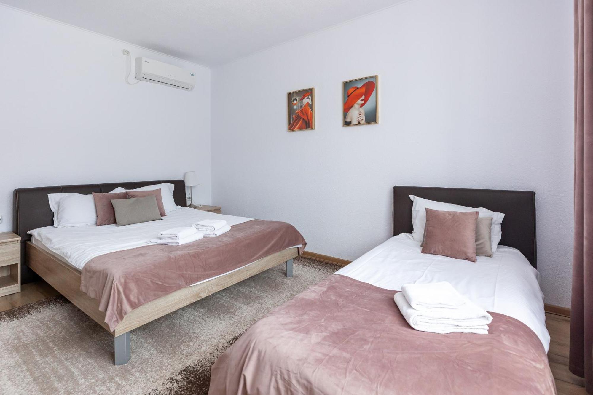 Salt Orchid Apartments Turda Exterior foto