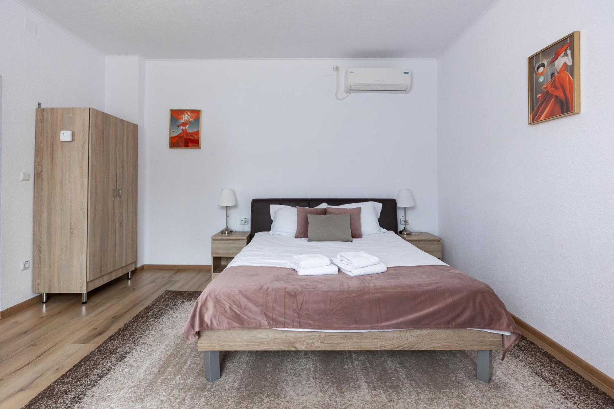 Salt Orchid Apartments Turda Exterior foto