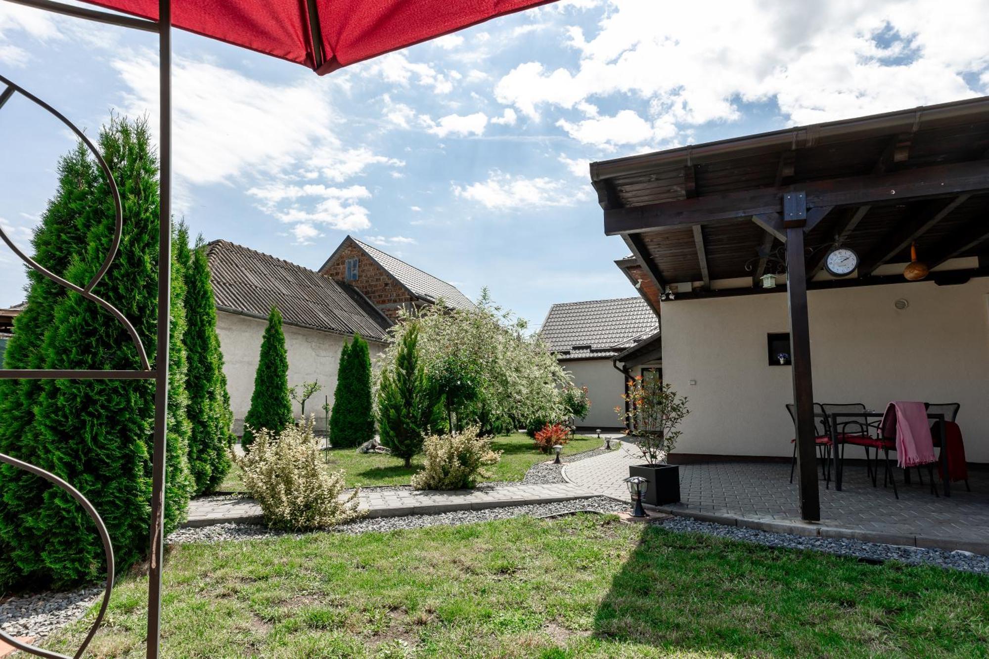 Salt Orchid Apartments Turda Exterior foto