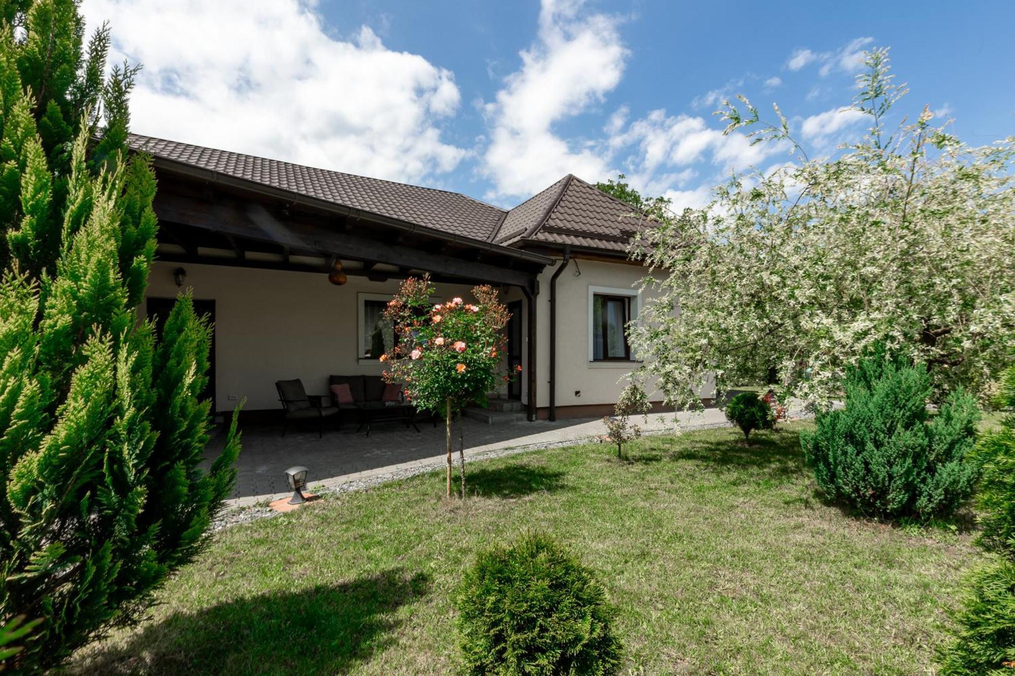 Salt Orchid Apartments Turda Exterior foto